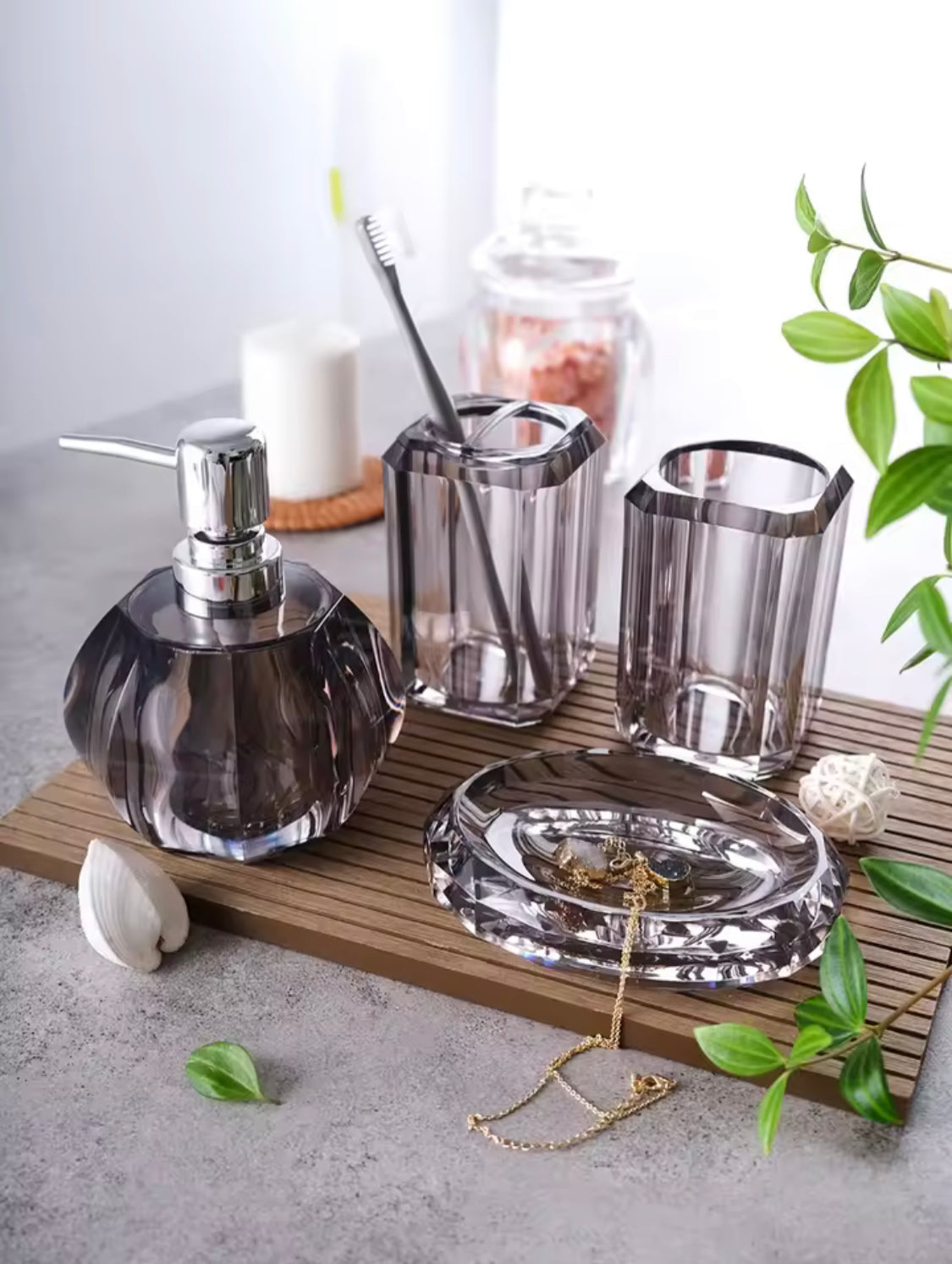 Acrylic Bathroom Set, Crystal Glass Soap Dispenser, Crystal Bathroom Decoration Accessories Set Of 4, Acrylic Bathroom Accessory Set Acrylic Bathroom Set, Crystal Glass Soap Dispenser, Crystal Bathroom Decoration Accessories Set Of 4, Acrylic Bathroom Accessory Set